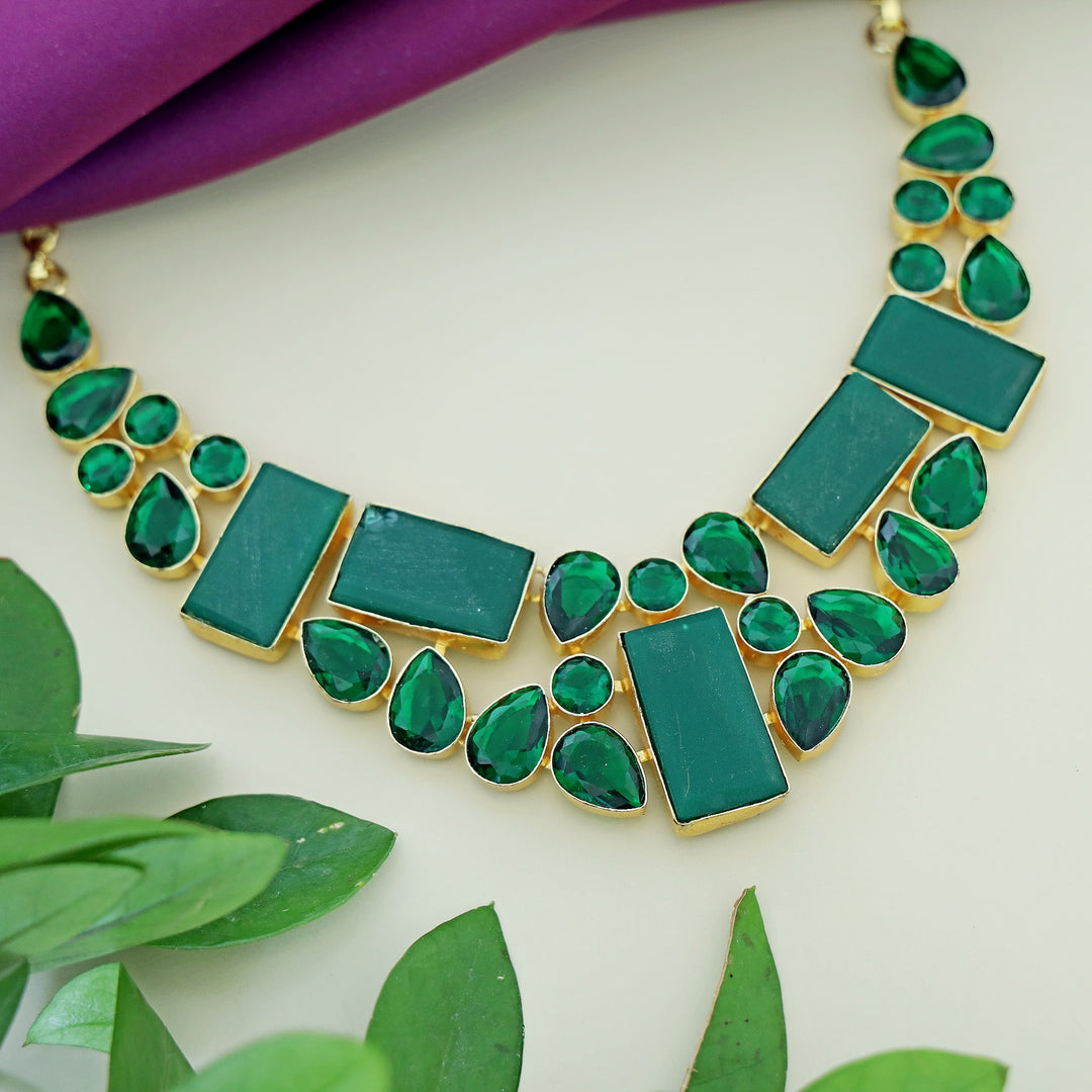 Dayita Neckpiece