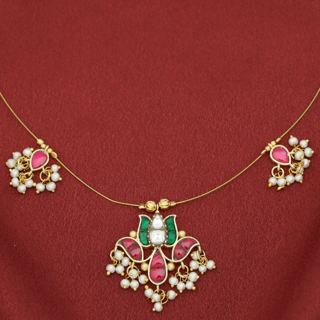 Sriansha Jadau Kundan String Neckpiece
