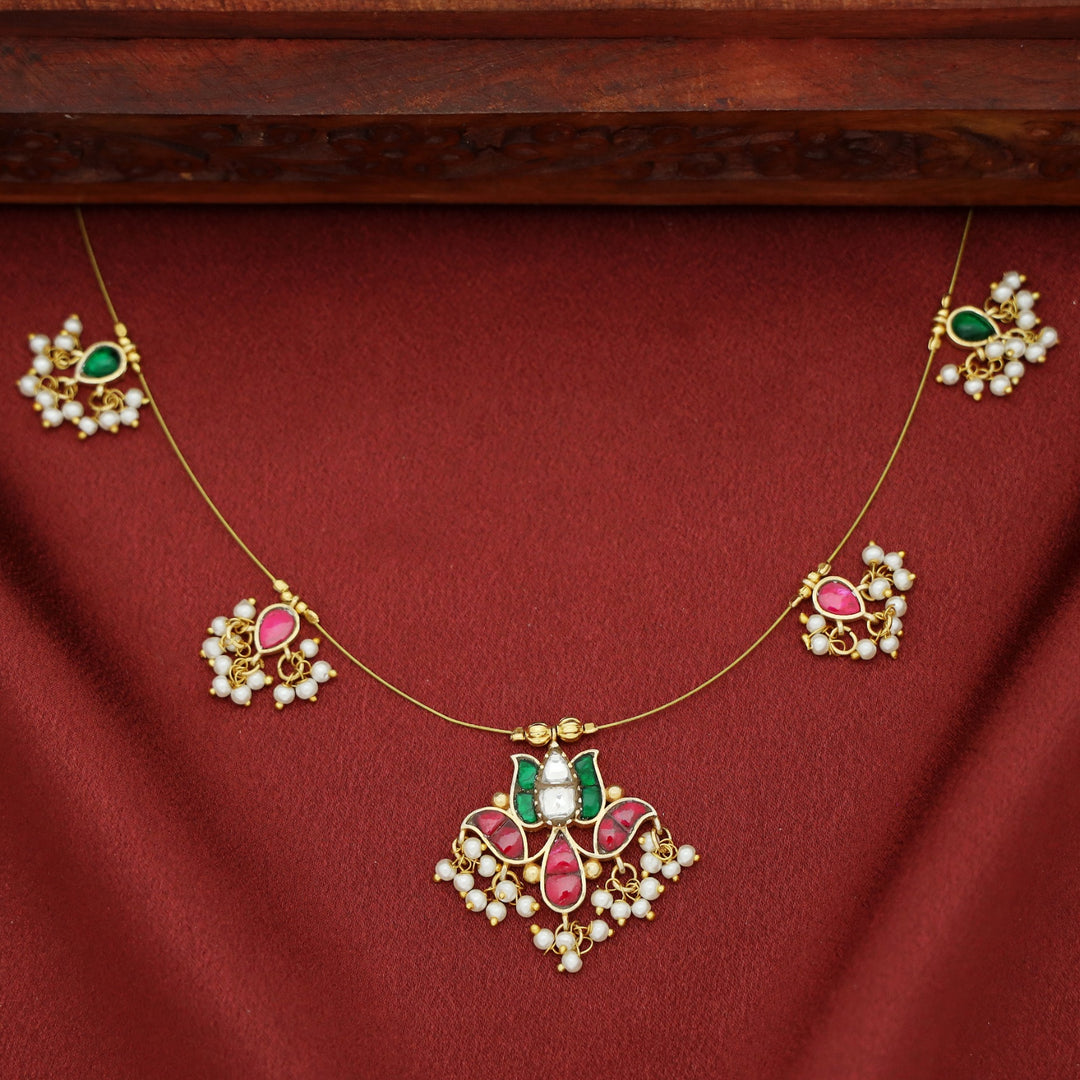 Sriansha Jadau Kundan String Neckpiece