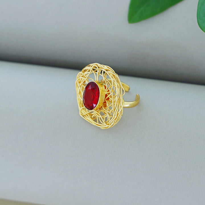 Golden Wired Glossy Stone Ring