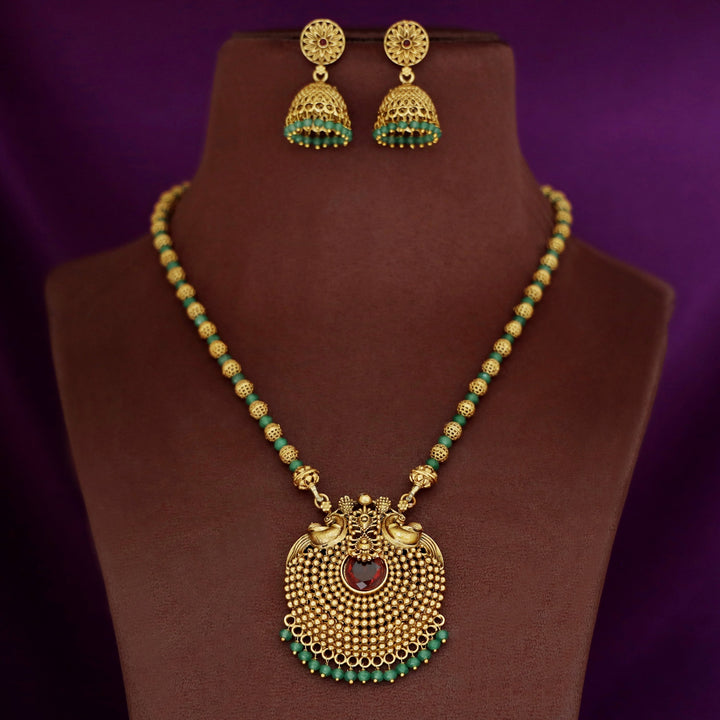 Bhanu Priya Beaded Mayura Pendant Neckpiece With Earring