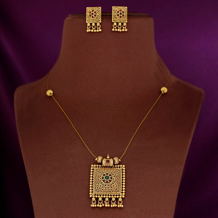Golden Ball Square Pendant String Neckpiece With Earring