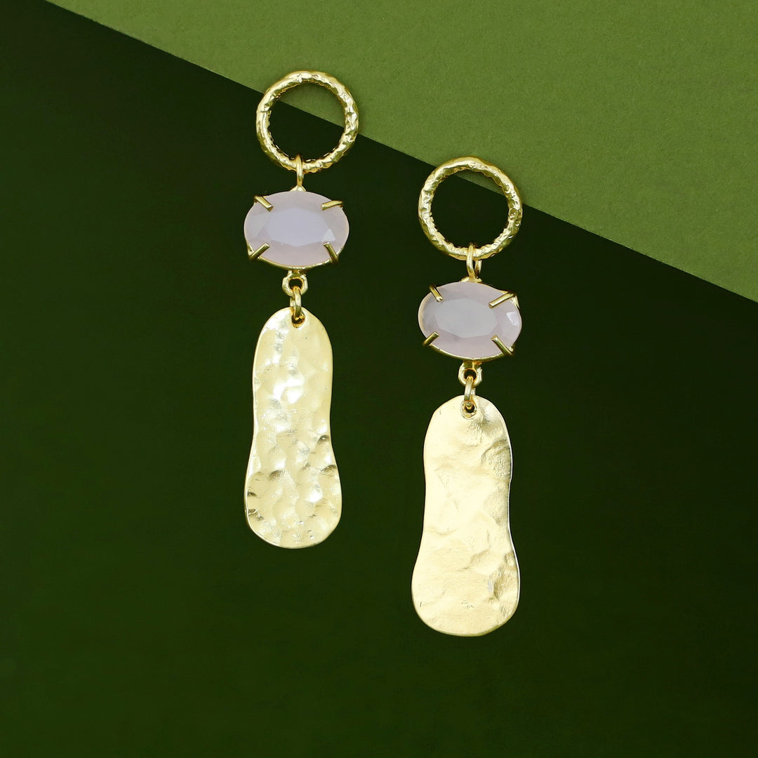 Golden Circle Hammered Claw Glossy Stone Earring