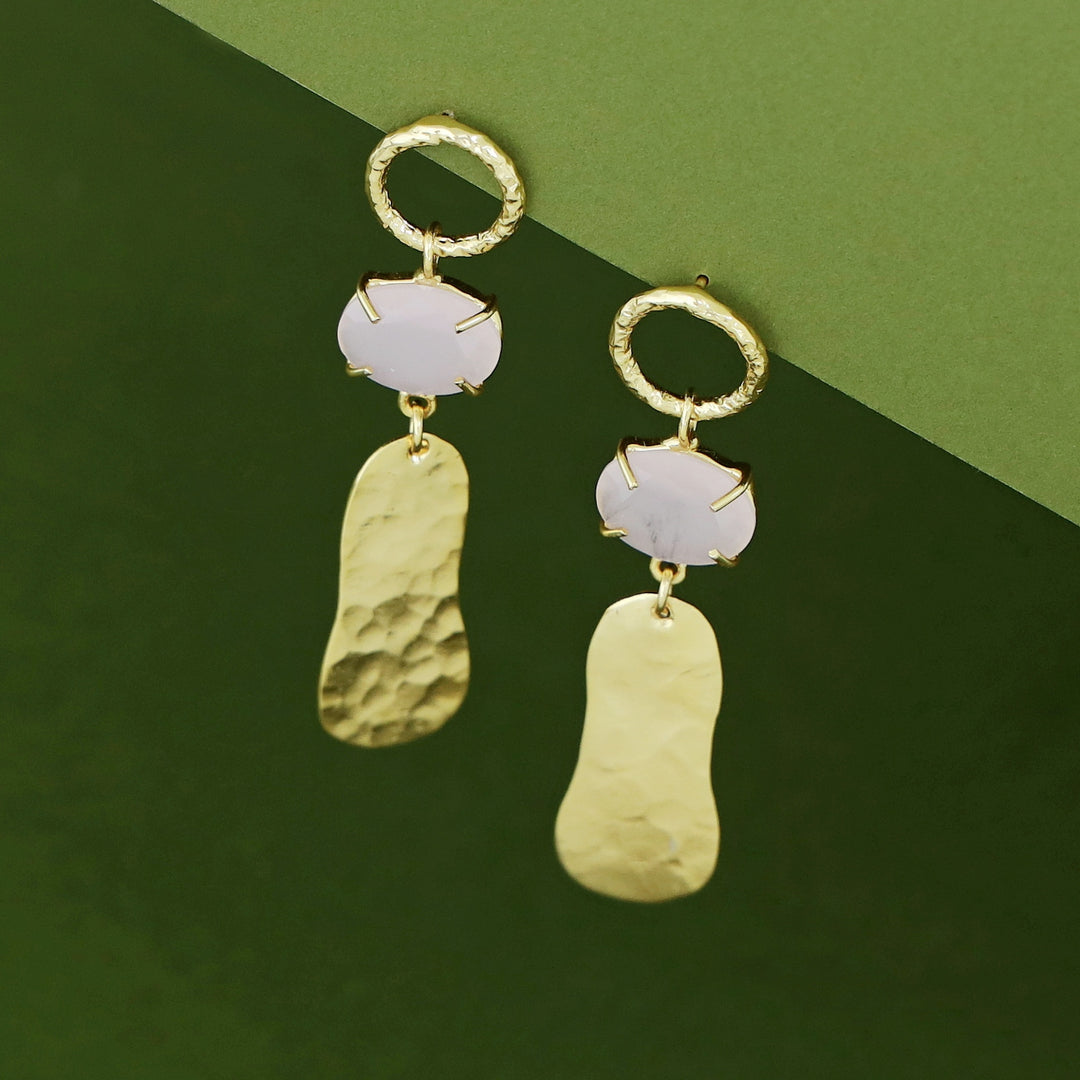 Golden Circle Hammered Claw Glossy Stone Earring