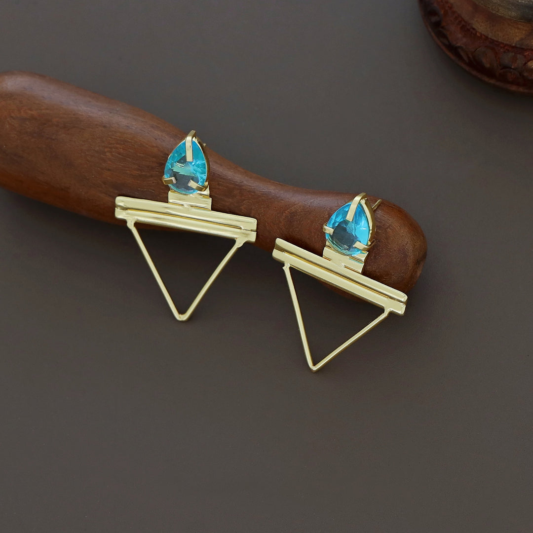 Lilly Golden Triangle Claw Glossy Earring