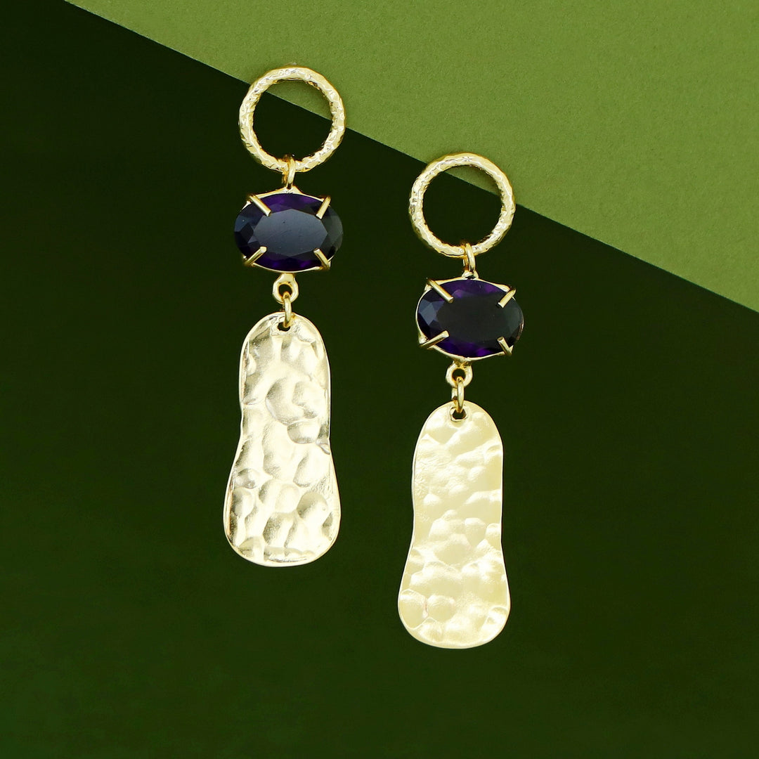 Golden Circle Hammered Claw Glossy Stone Earring