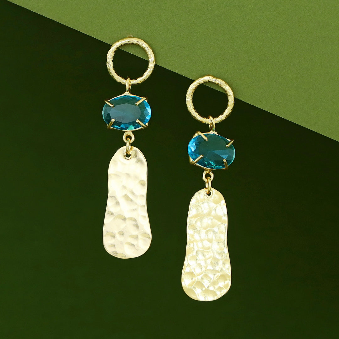 Golden Circle Hammered Claw Glossy Stone Earring