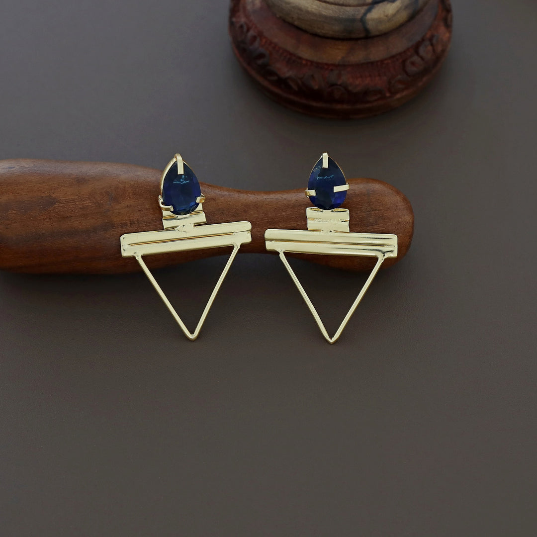 Lilly Golden Triangle Claw Glossy Earring
