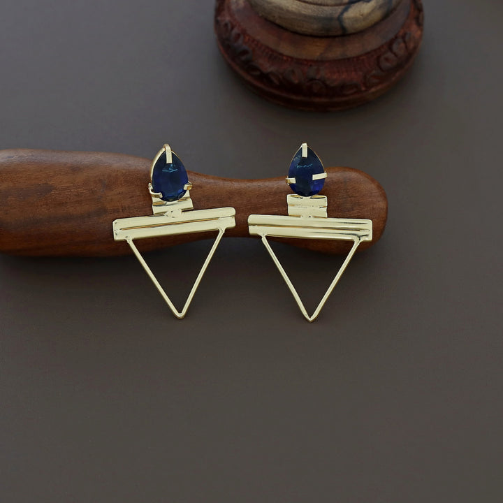 Lilly Golden Triangle Claw Glossy Earring