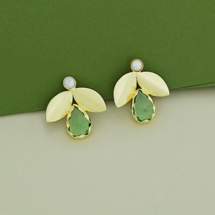Ajala 2 Fold Leaf Glossy With Pearl Earring