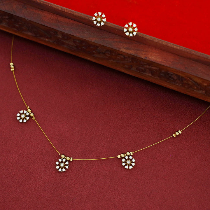 Sravana Tri Flower Golden Ball String Neckpiece With Stud