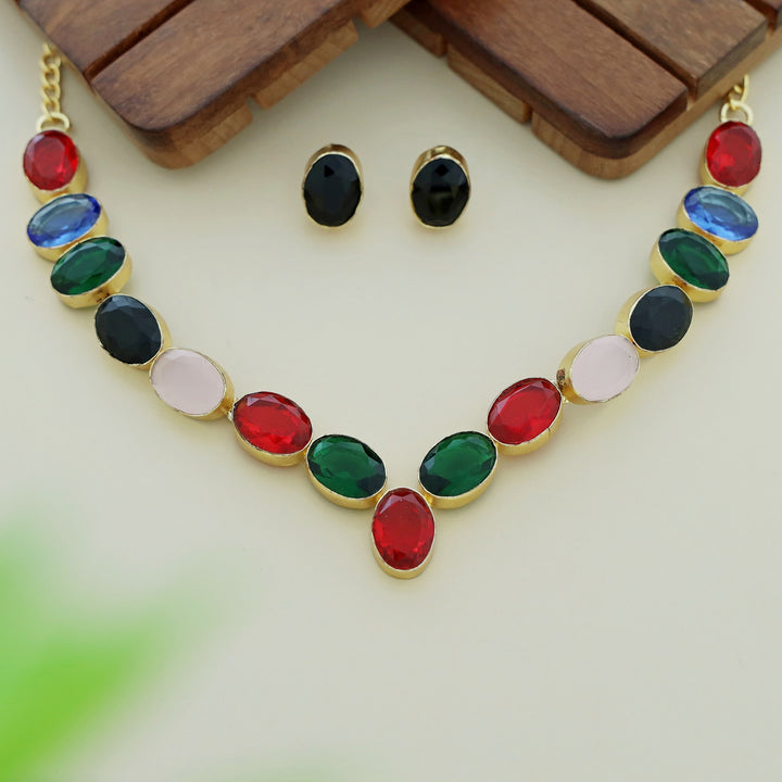 Glam Neckpiece Plus Stud