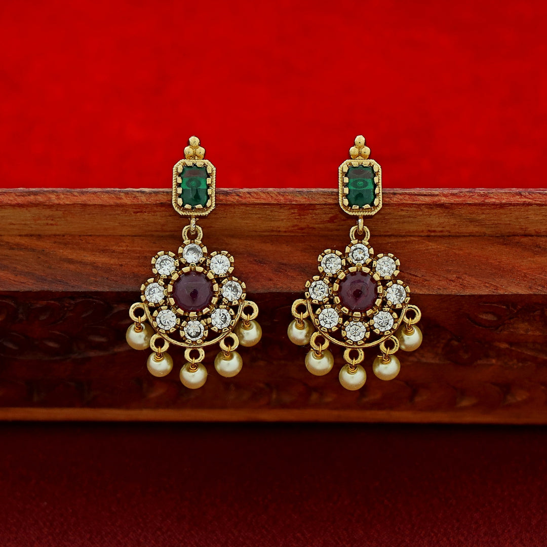 Samudra 4 Layer Floral Pearl Choker With Earring