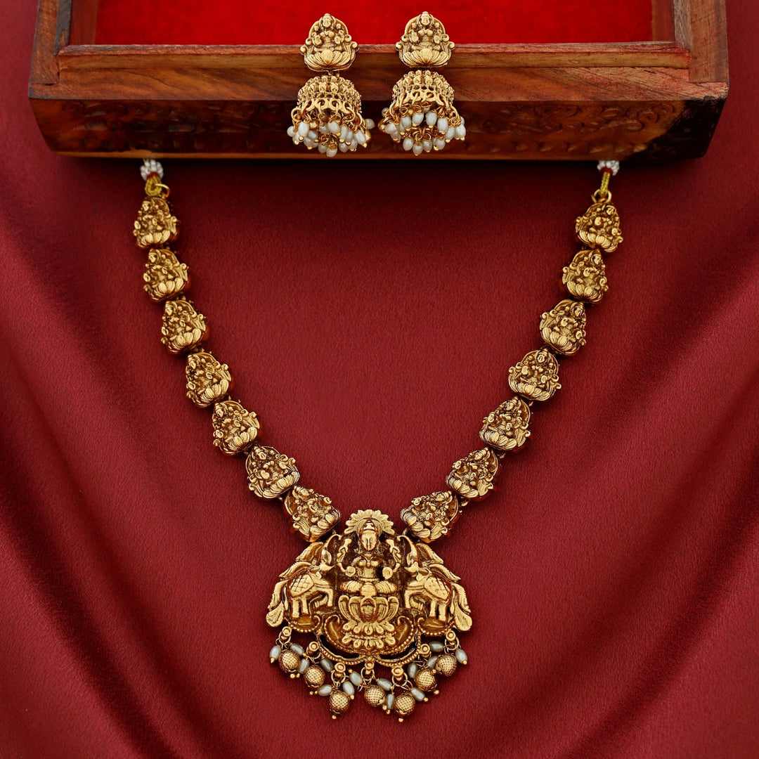Yashika Lakshmi Pearl Short Neckpiece With Earring