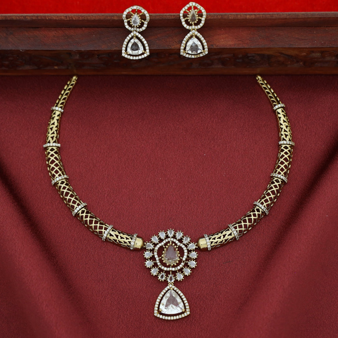 Tanaira AD Stone Stiff Wing Neckpiece With Earring