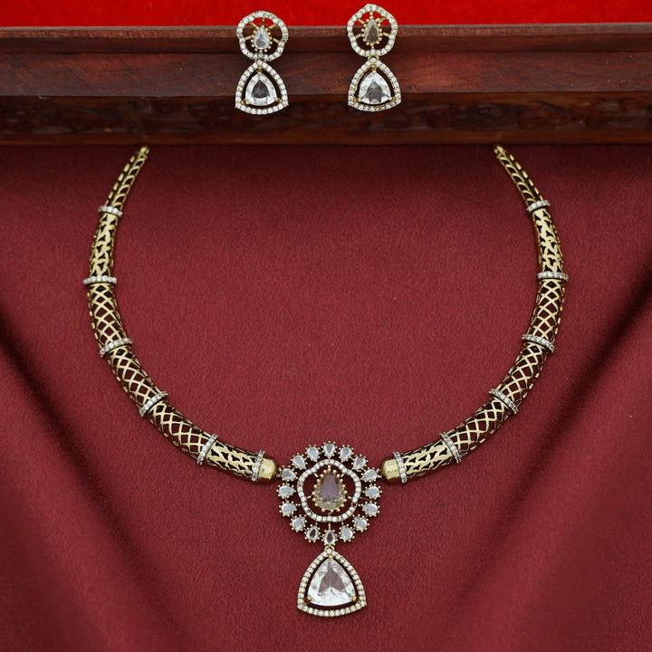 Tanaira AD Stone Stiff Wing Neckpiece With Earring