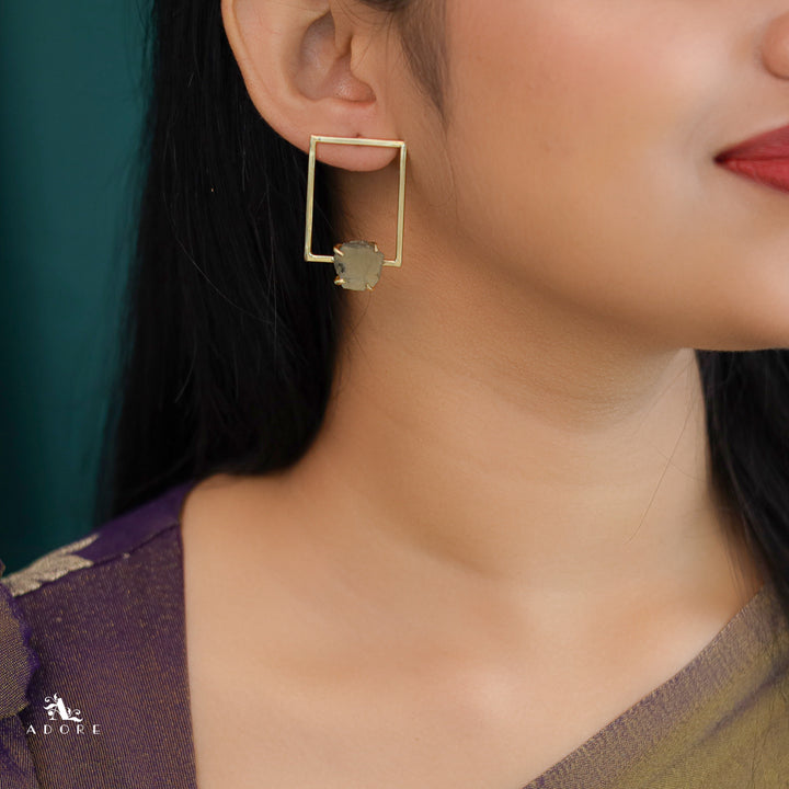 Golden Claw Rectangle Raw Stone Earring