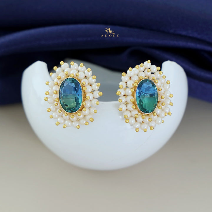 Ahelia Glossy Oval Cluster Pearl Earring