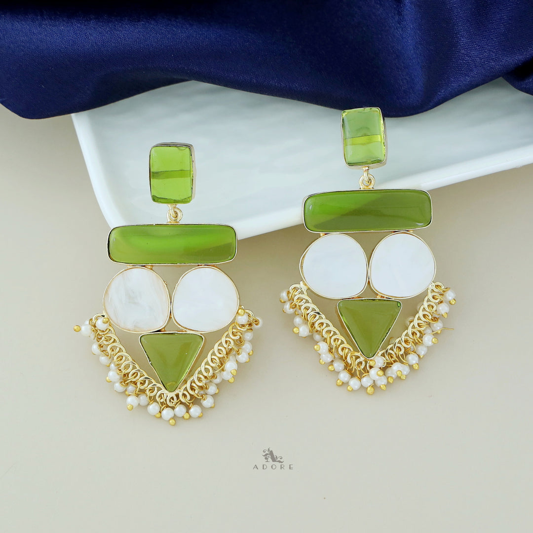 Elite Royal MOP Earring