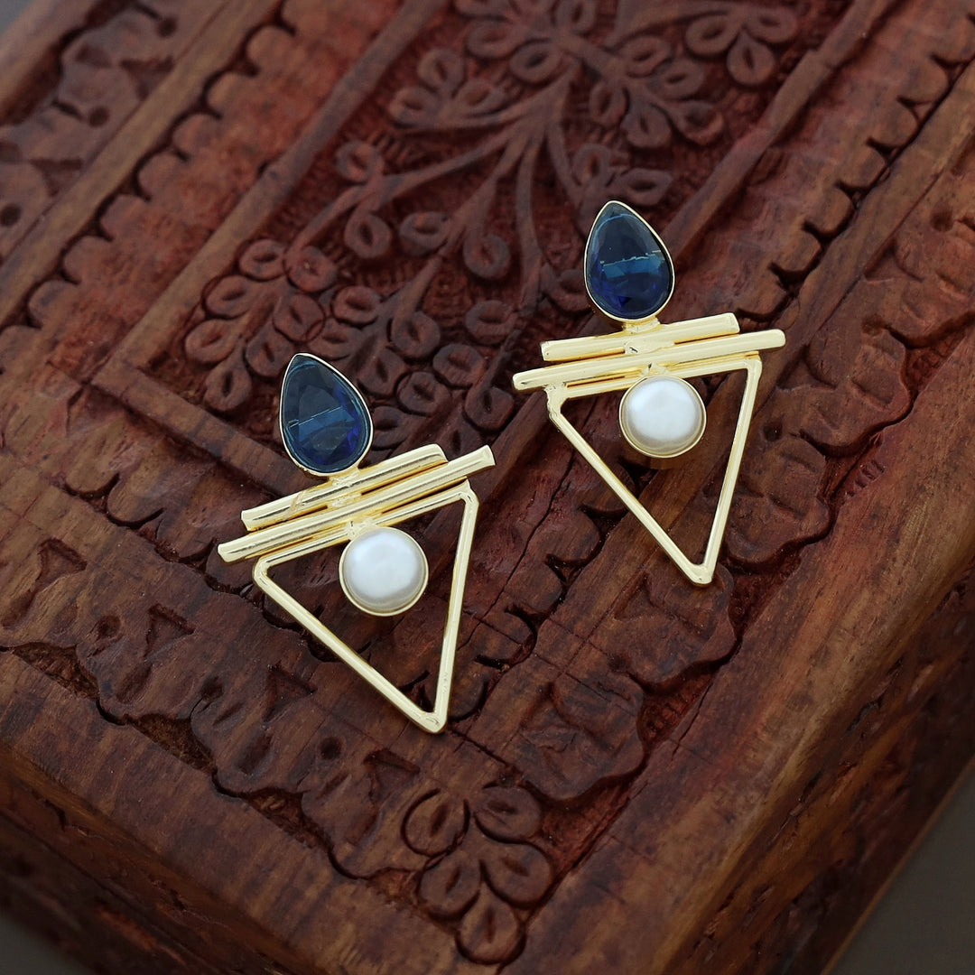 Safiya Golden Triangle Pearl Glossy Earring