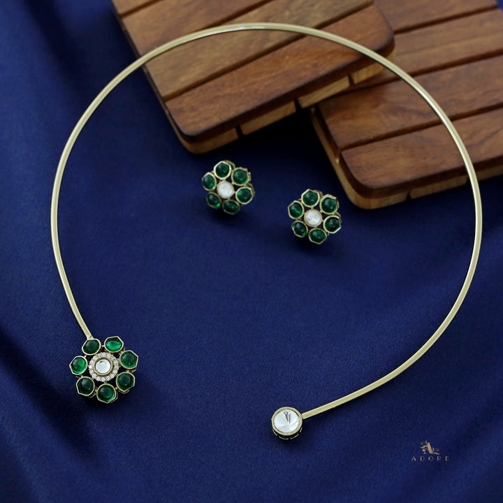 Dhanishta Flower Neck Cuff With Stud