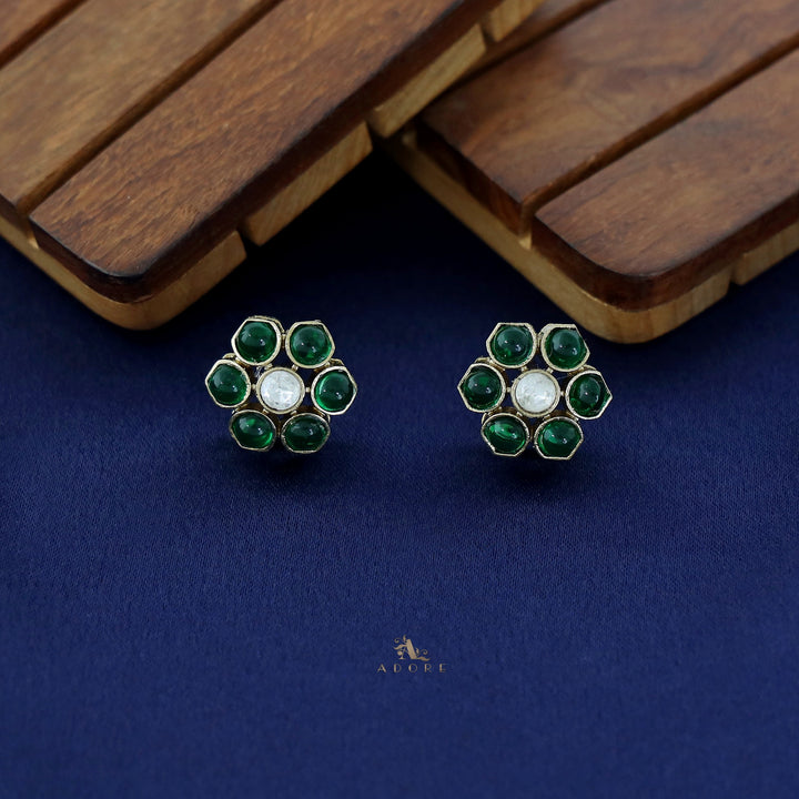 Dhanishta Flower Neck Cuff With Stud