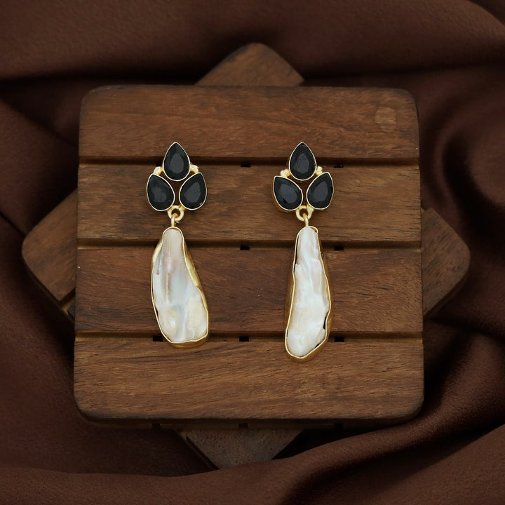 Kaniya Real Baroque Tri Glossy Earring