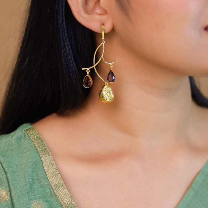 Arwen Hammered Glossy Earring