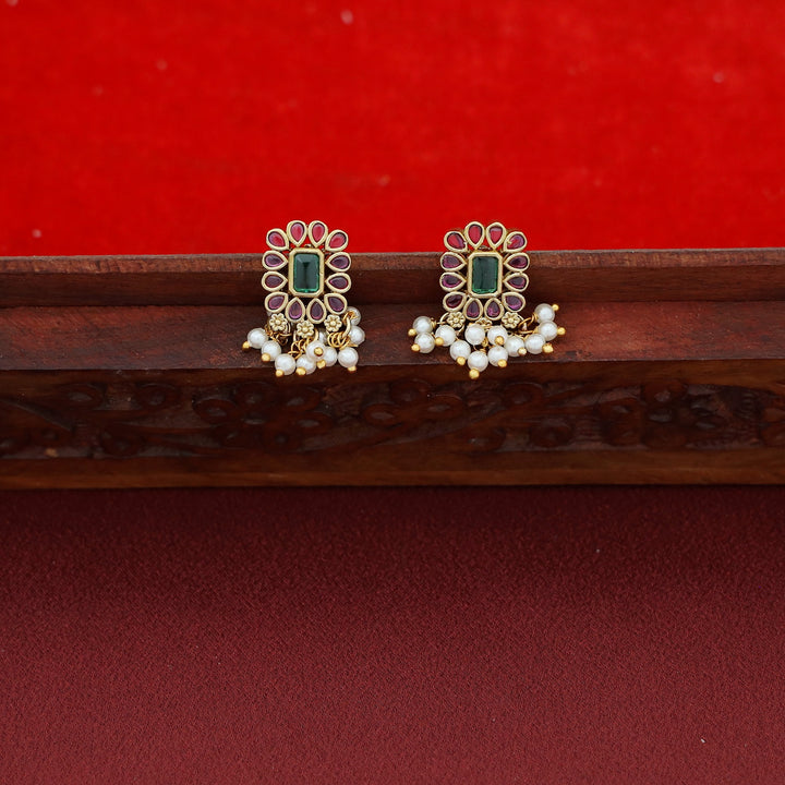 Vasundara 3 Layer Pearl Choker With Earring