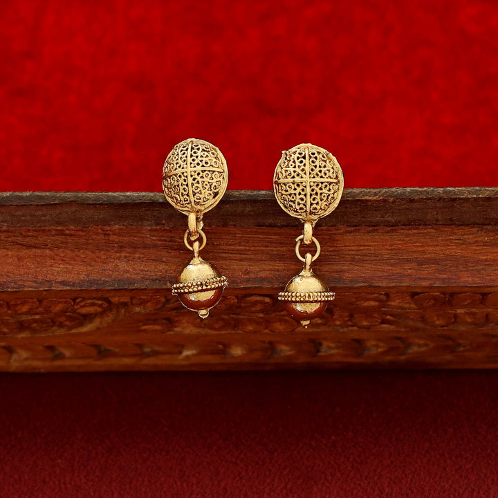 Amiya 3 Layer Pearl Golden Ball Neckpiece  With Earring