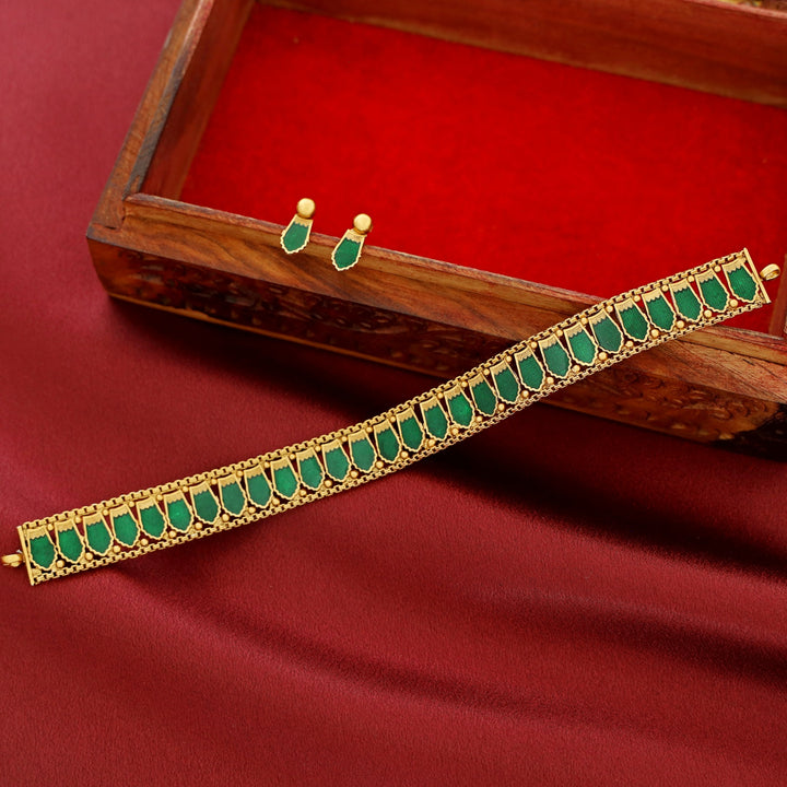 Ishanya Golden Ball Palakka Choker With Stud