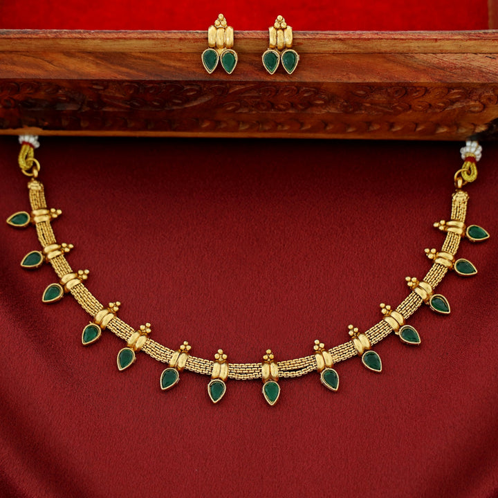Anahitha Drop Short Neckpiece With Earring