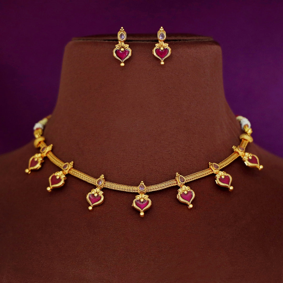 Ishanvi Palakka Short Neckpiece With Earring
