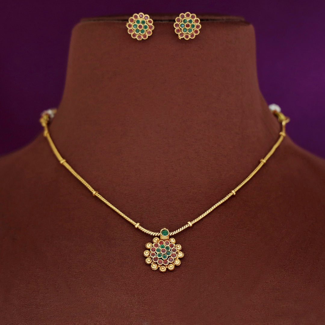 Tushara Floral Short Neckpiece With Stud