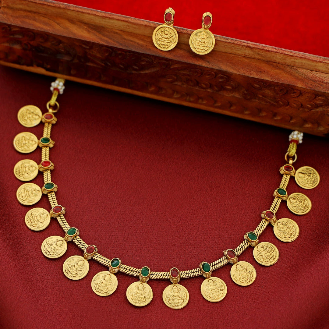 Samvitha Devi Kashi Neckpiece with Earring