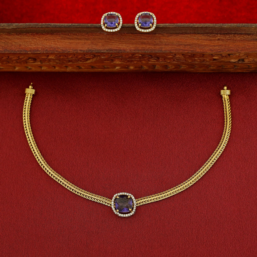 Laasya Choker With Stud