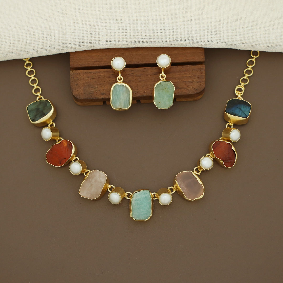 Pegasus Rugged Stone Neckpiece With Earring