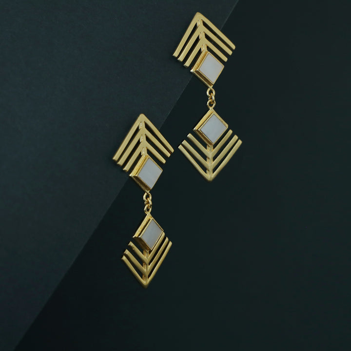 Lorelei Golden Dual Arrow Glossy Stone Earring