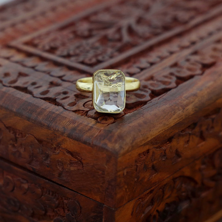 Single Stone Ring (Colour Options) Medium Size