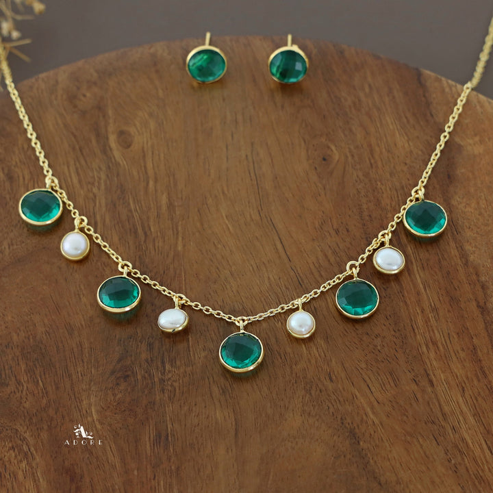Mihaara Pearl Neckpiece With Stud (Colour Option)