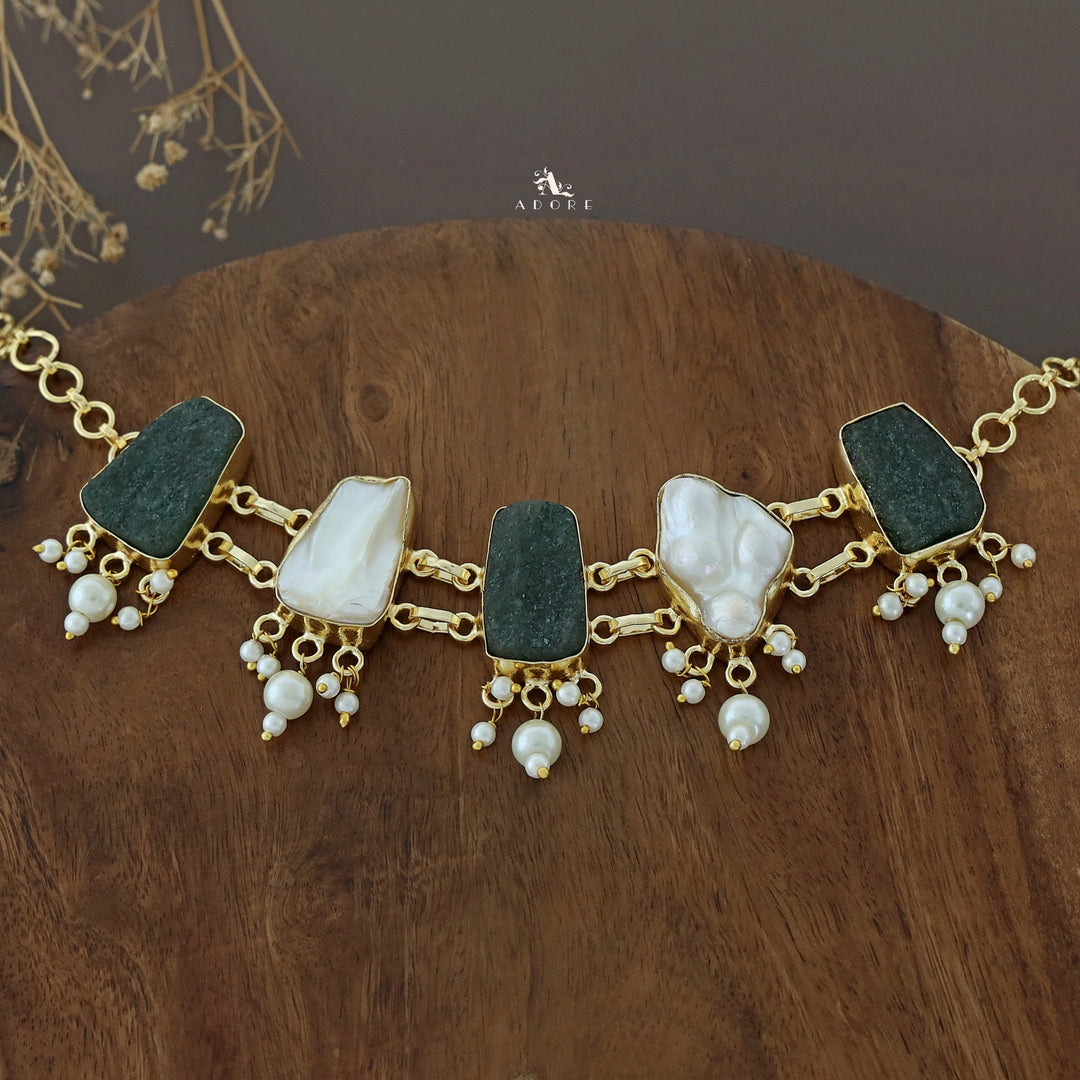 Bethany Raw Stone With Baroque Choker
