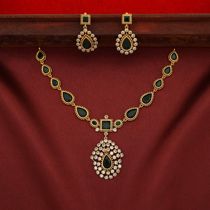 Jyotika  Drop Glossy Short Neckpiece With Earring