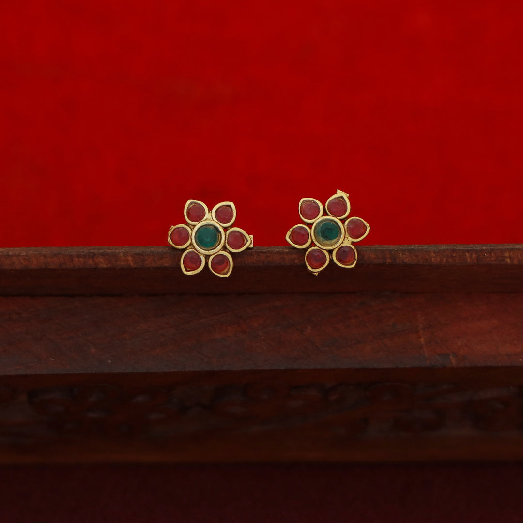 Deepashri 5 Flower Curvy Short Neckpiece With Earring