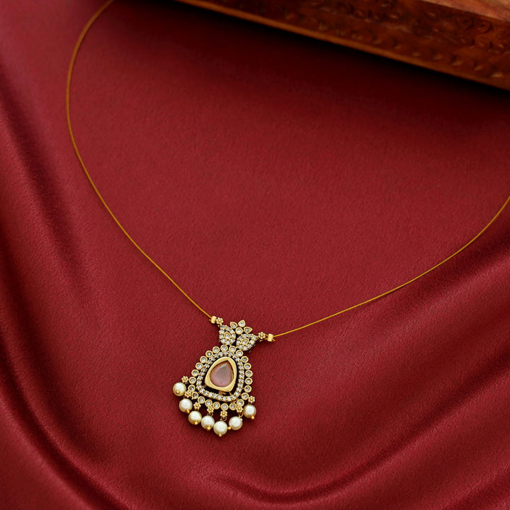 Devina Pearl String Neckpiece