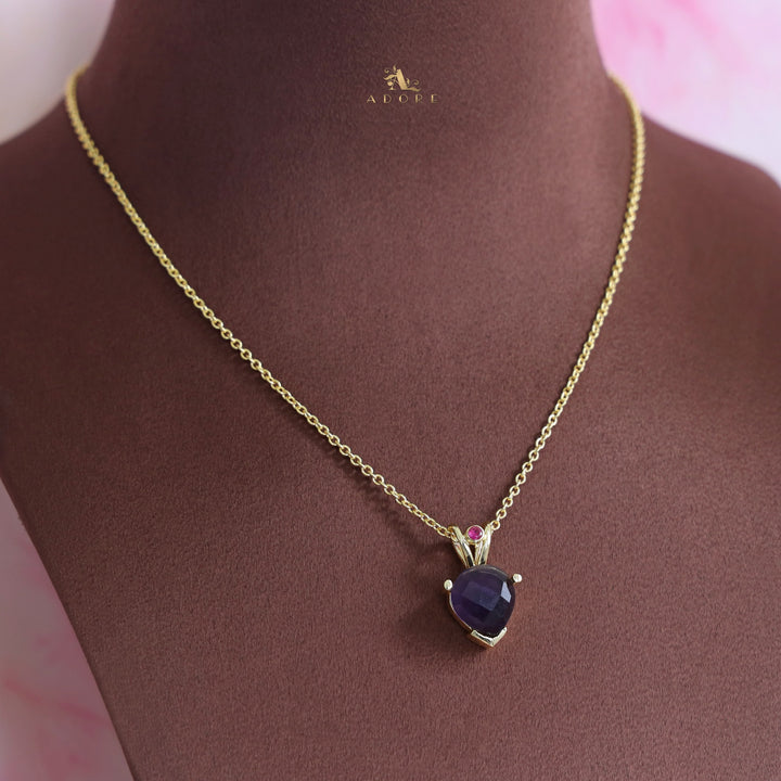 Millie Glossy Claw Drop Neckpiece
