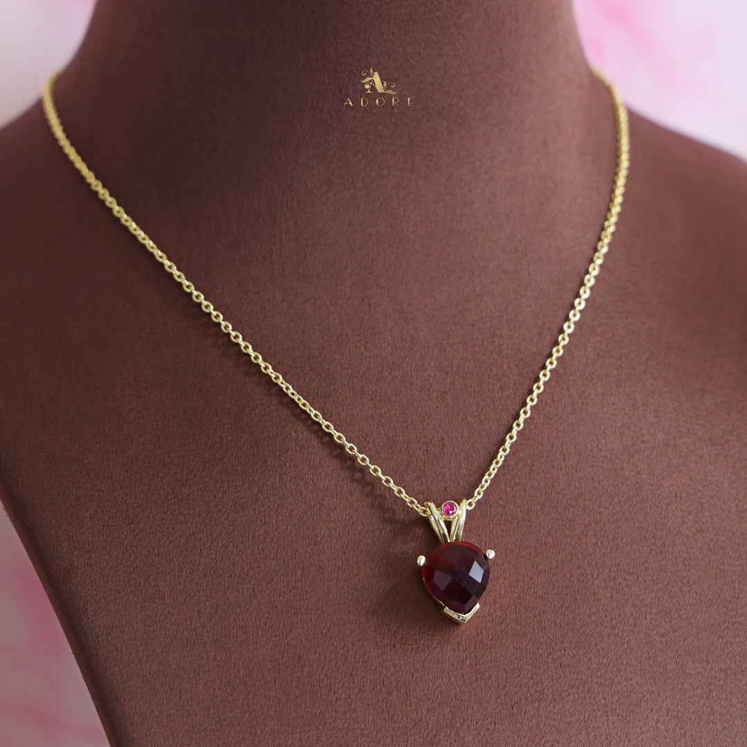 Millie Glossy Claw Drop Neckpiece