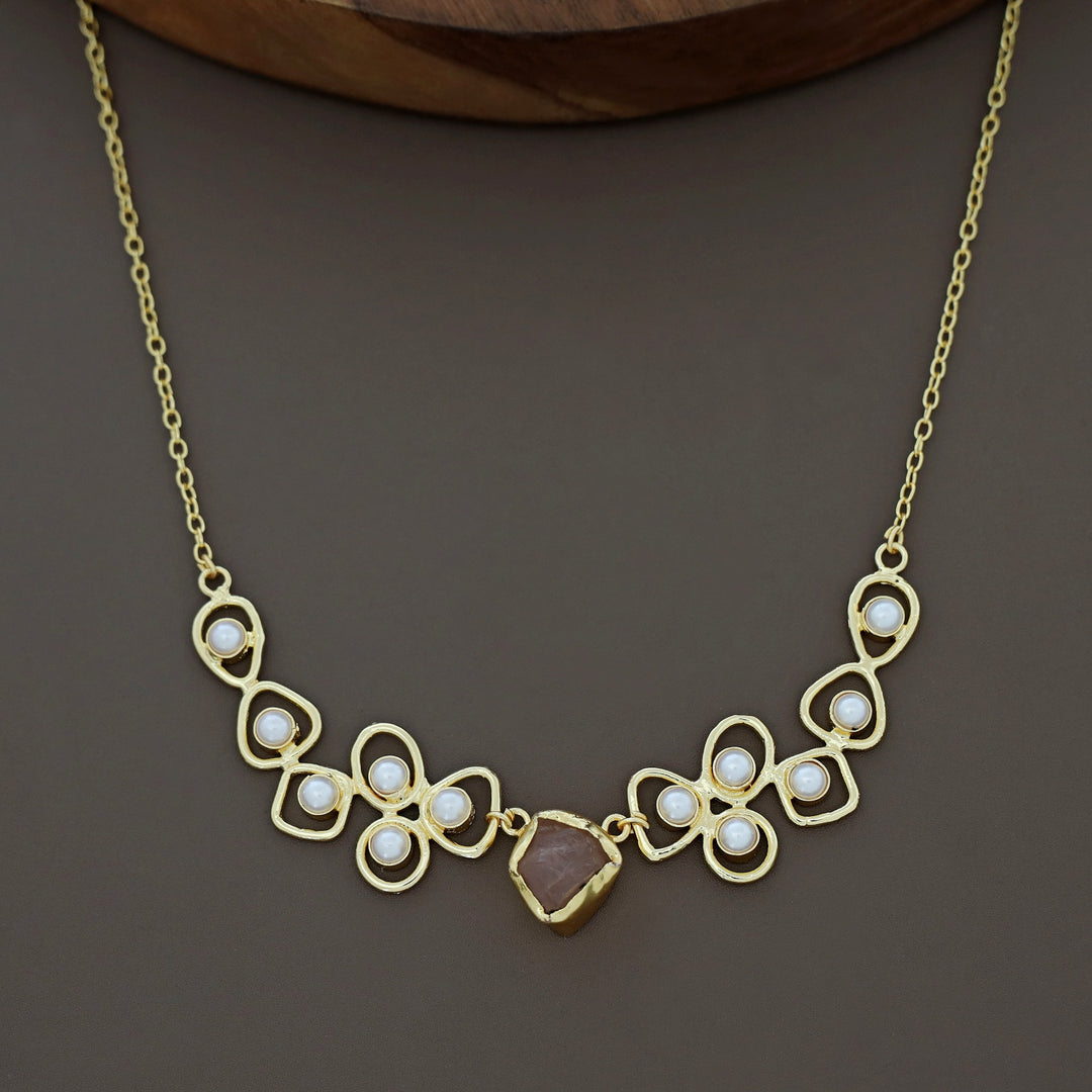 Sabera Raw Stone Pearl Neckpiece