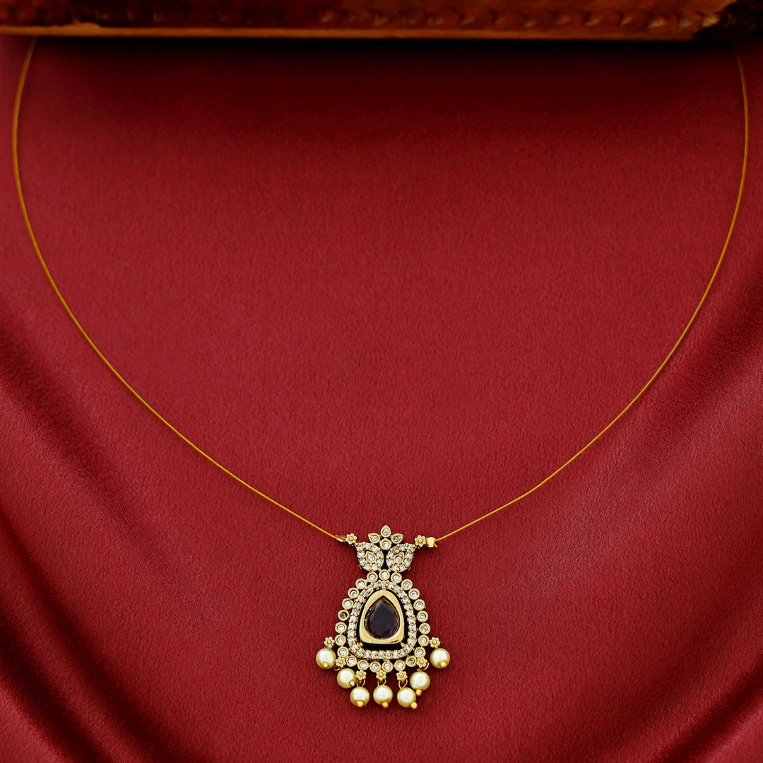 Devina Pearl String Neckpiece
