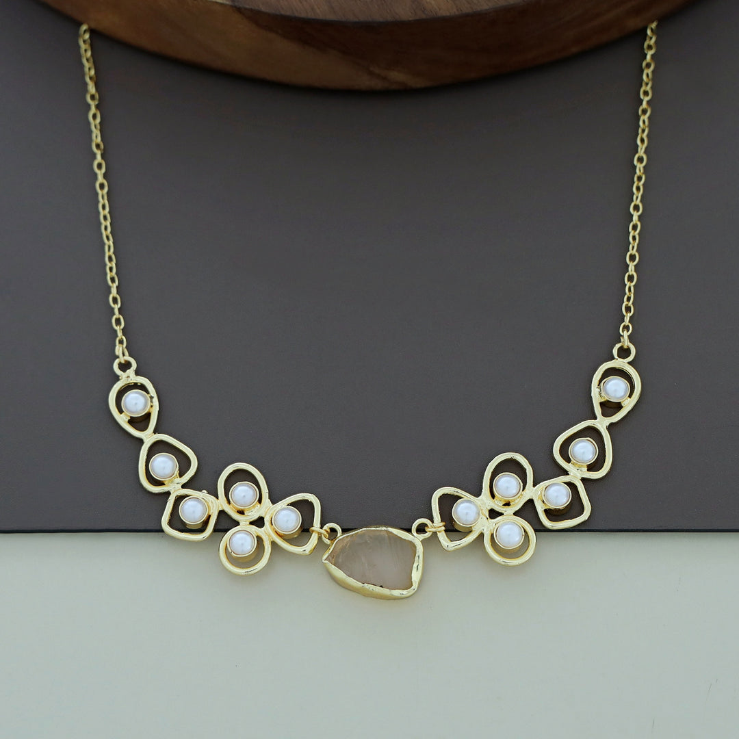 Sabera Raw Stone Pearl Neckpiece