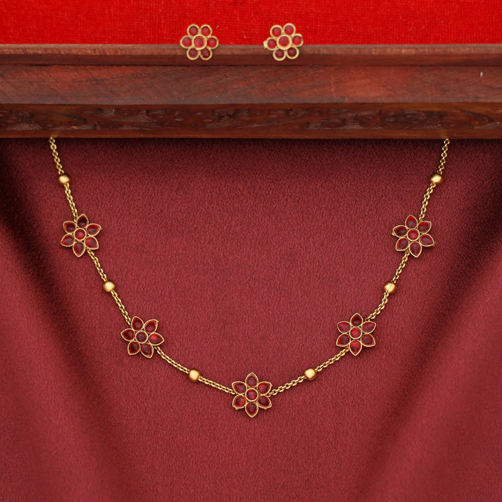 Thridha Golden Ball Flower Choker With Stud